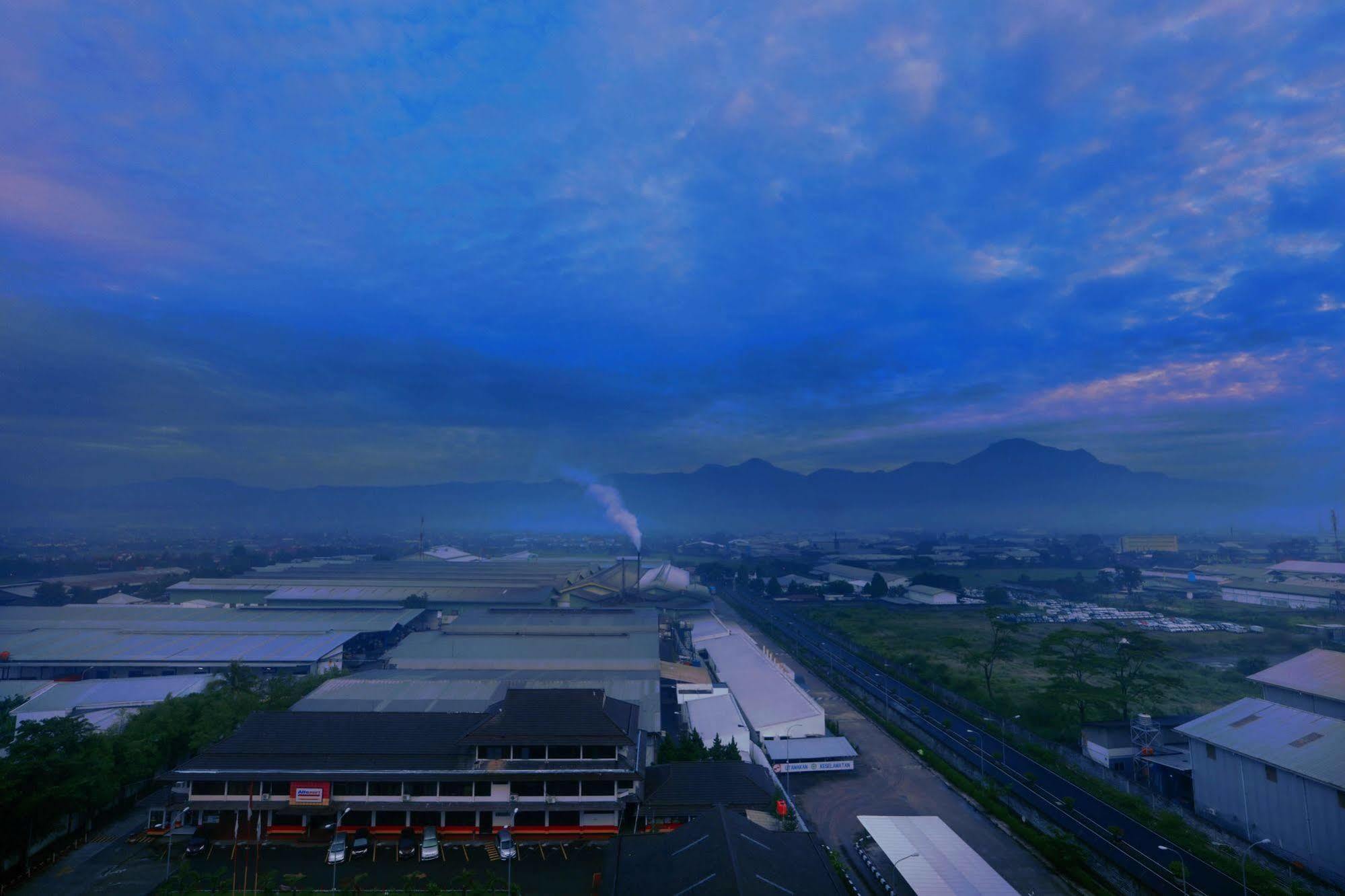 Grand Cordela Hotel Bandung Exteriör bild